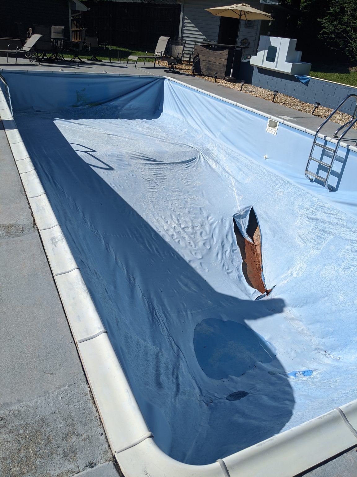 Is My Swimming Pool Leaking Water Aquatrace Swimming Pool Leak Detection